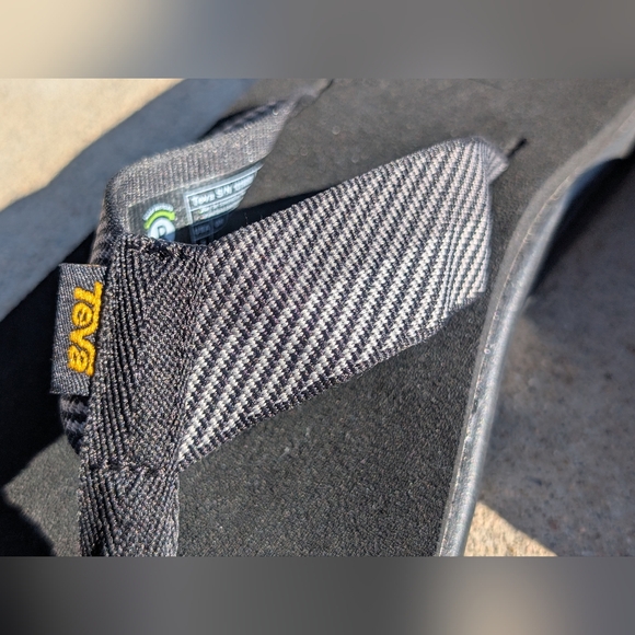 Teva Voya flip flop Size 8 - Picture 5 of 7